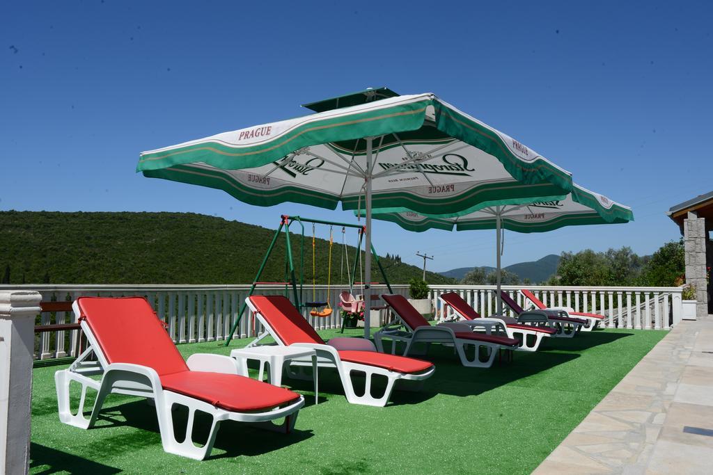 Apartments Vila Lazarevic Tivat Kültér fotó