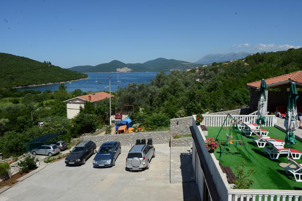 Apartments Vila Lazarevic Tivat Kültér fotó