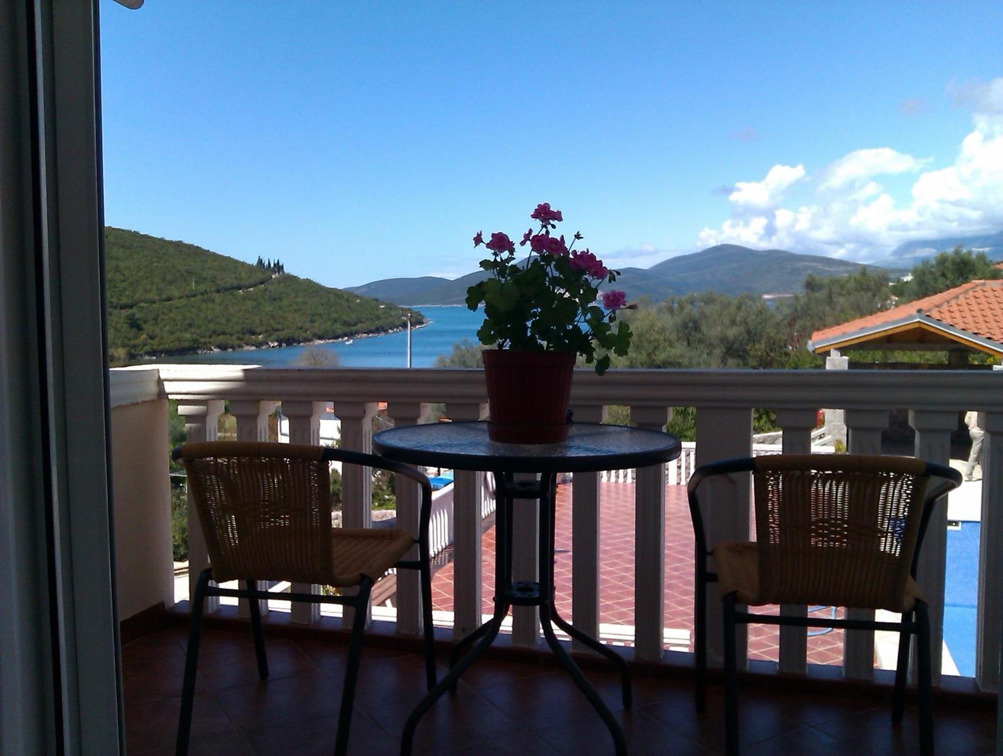 Apartments Vila Lazarevic Tivat Kültér fotó