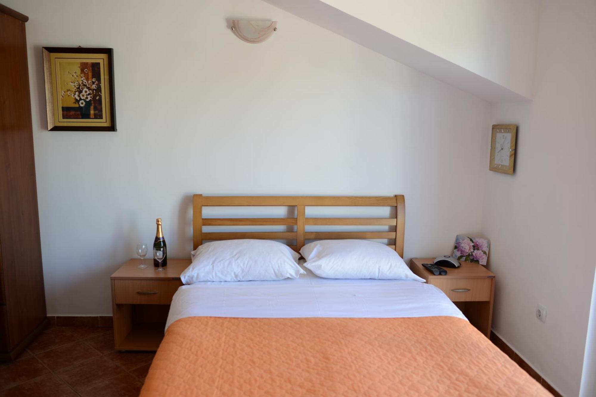 Apartments Vila Lazarevic Tivat Szoba fotó