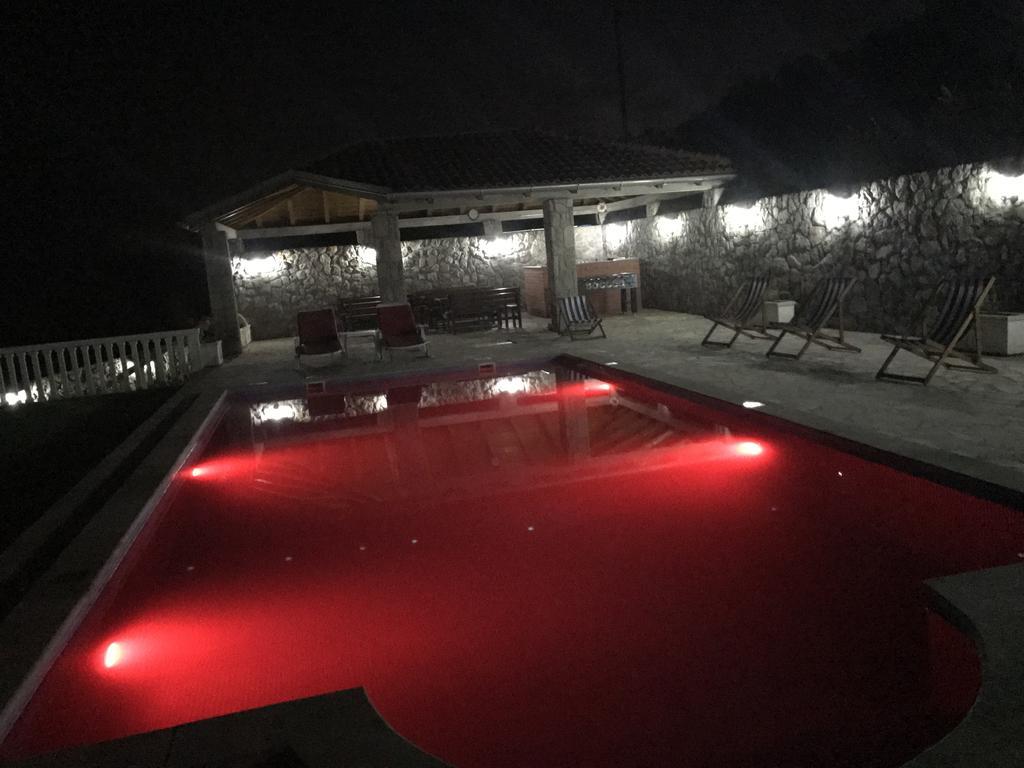 Apartments Vila Lazarevic Tivat Kültér fotó