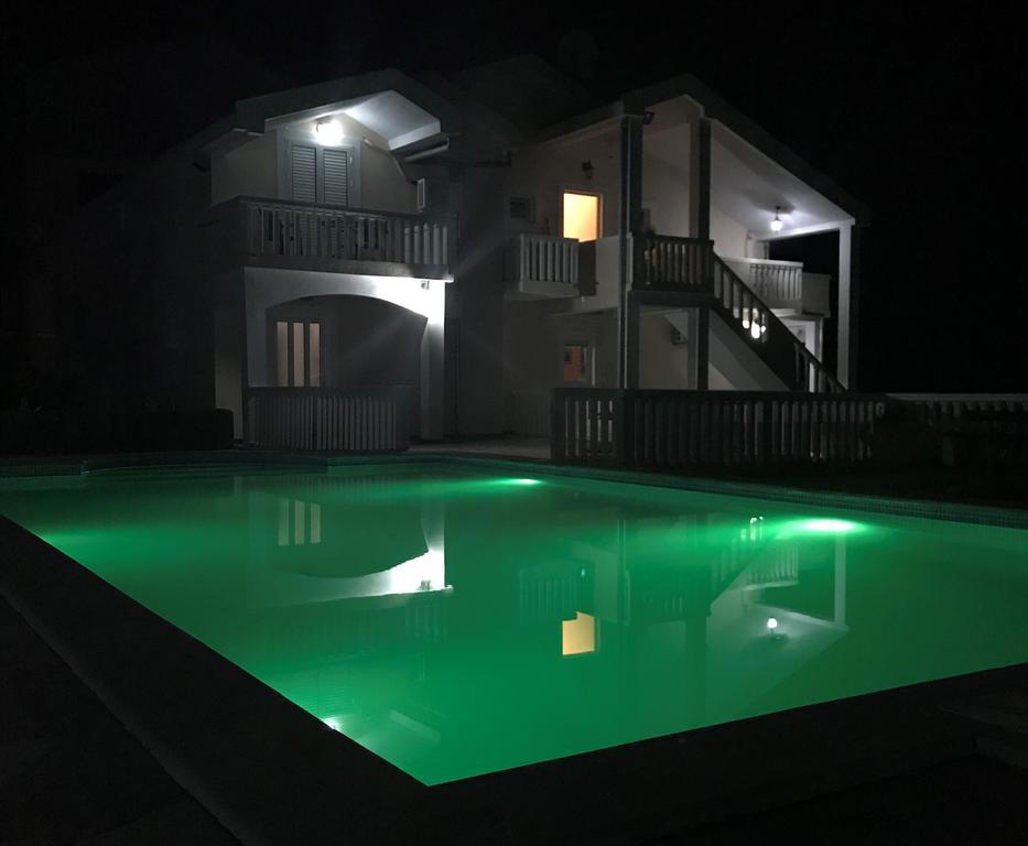 Apartments Vila Lazarevic Tivat Kültér fotó